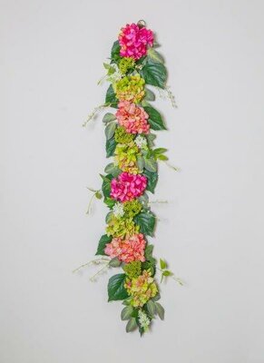 Hydrangea & Berry Garland