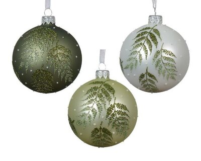 Bauble with fern leaf