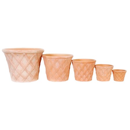 Caro Lattice Planter -Image courtesy of Lemonfield Pottery