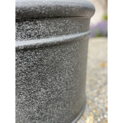 Granito Rim Planter -Image courtesy of Lemonfield Pottery