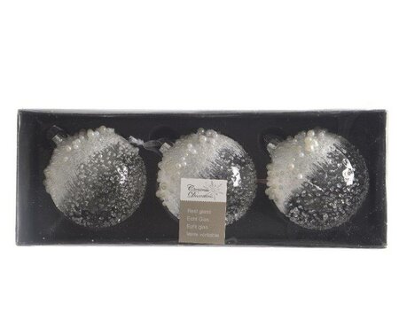 Icy pearls Bauble - image 1